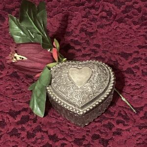 Heart Shaped Vintage Trinket Box
